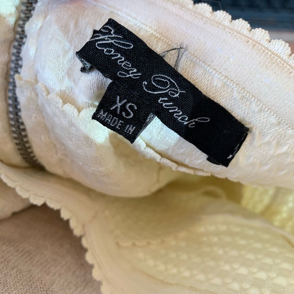 Bandage fit and flare strapless dress - Picture 4 of 5